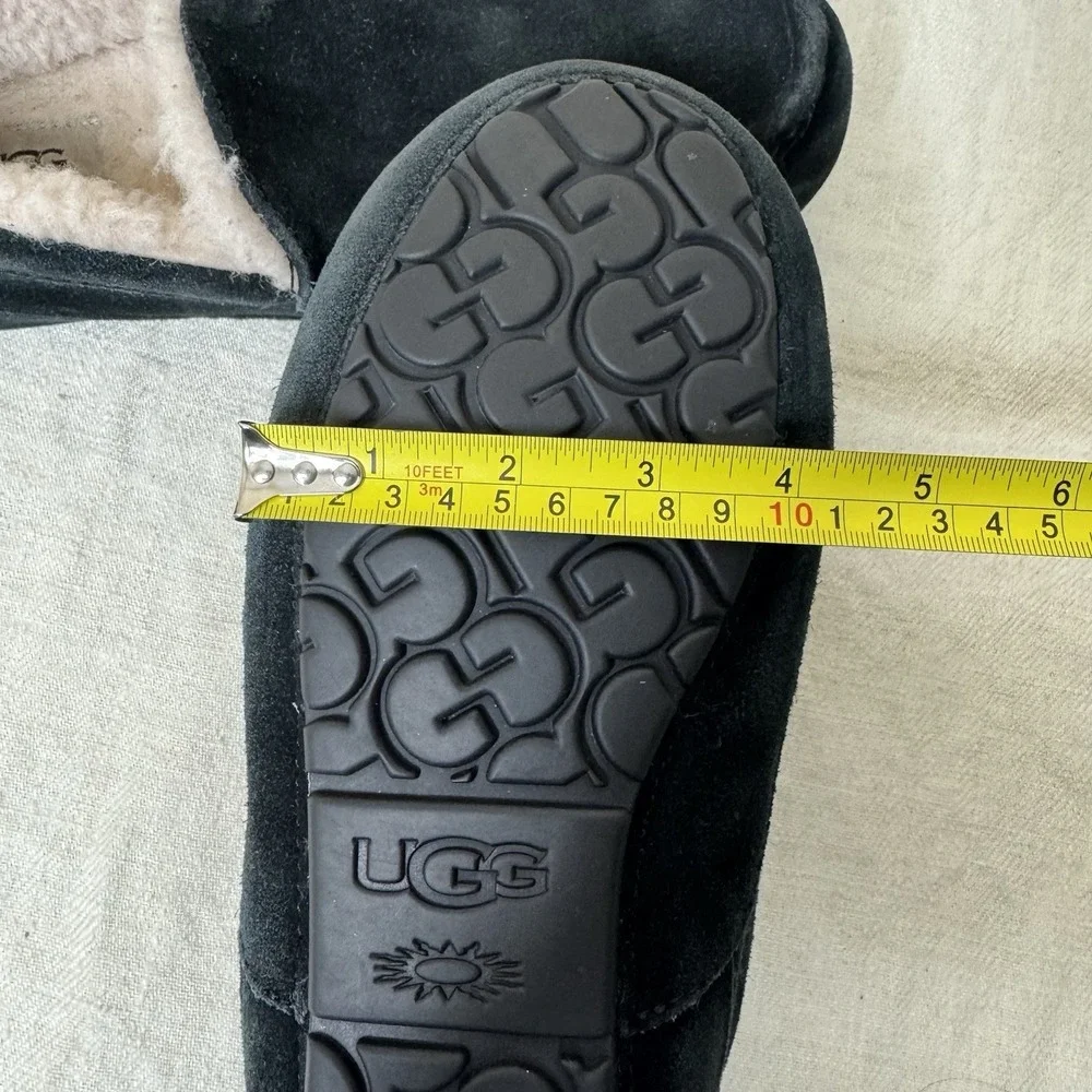 UGG Ascot Loafer Mens 8 US Black Suede‎ Sheepskin Comfort Slip On House Slipper
